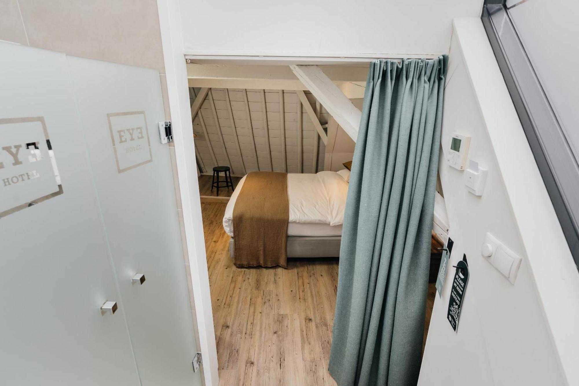 Hotel Eye 4*